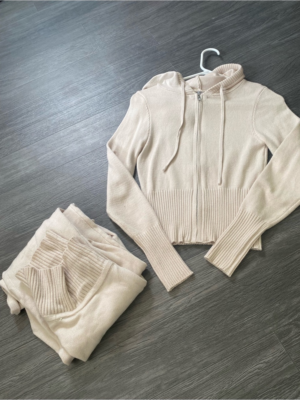 Ardenes ribbed knit hoodie & fold-over pants set
